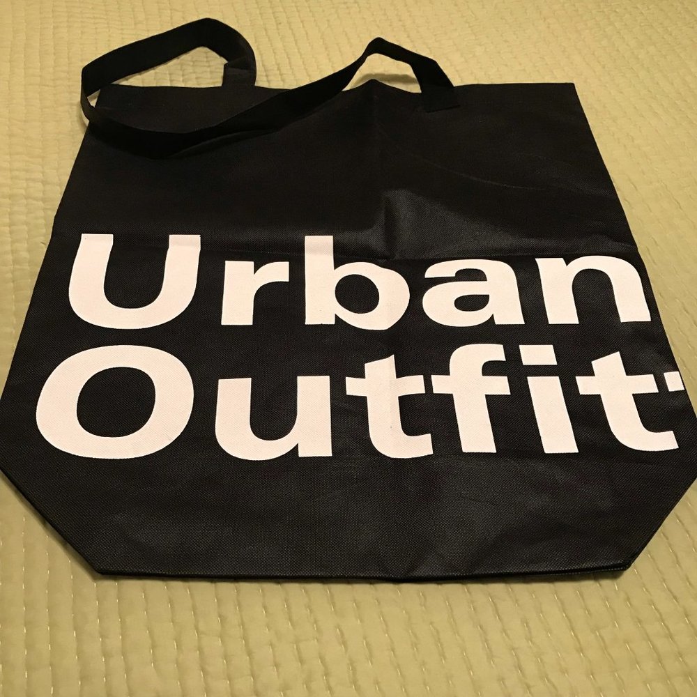 NWOT URBAN OUTFITTERS Extra Large Tote Black/White